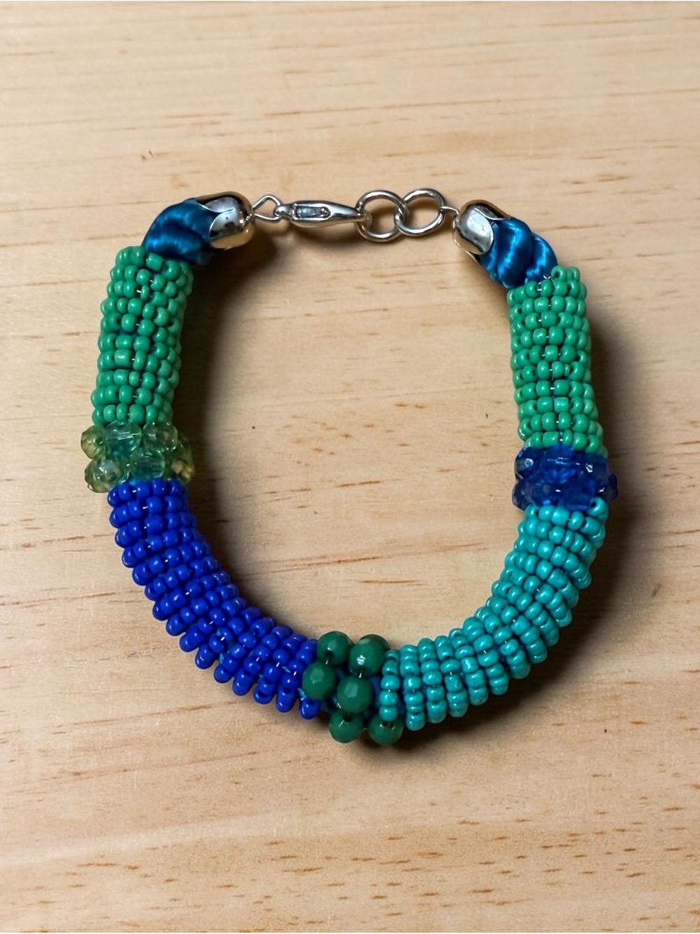 BEAUTIFUL SHADES OF BLUE & GREEN BEADED BRACELET